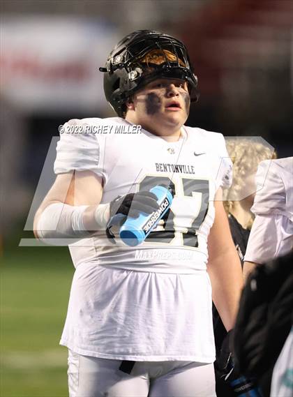 Thumbnail 2 in Bentonville @ Bryant (AHSAA 7A Final) photogallery.