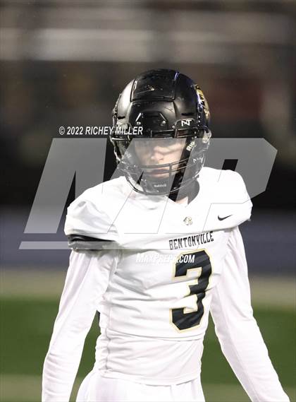 Thumbnail 2 in Bentonville @ Bryant (AHSAA 7A Final) photogallery.