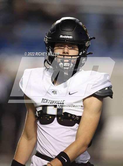 Thumbnail 3 in Bentonville @ Bryant (AHSAA 7A Final) photogallery.