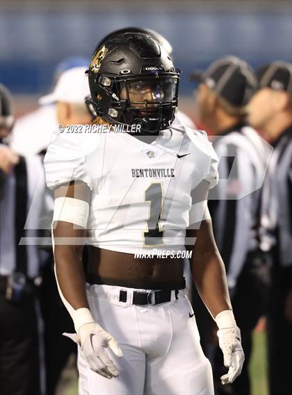 Thumbnail 3 in Bentonville @ Bryant (AHSAA 7A Final) photogallery.
