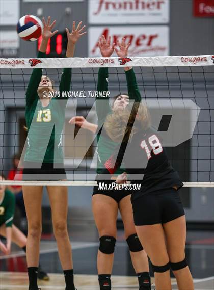 Thumbnail 1 in Paradise @ Foothill photogallery.