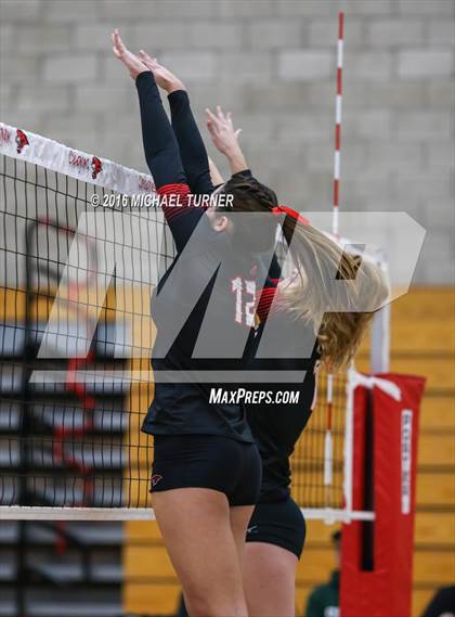 Thumbnail 1 in Paradise @ Foothill photogallery.