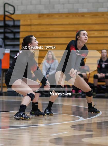 Thumbnail 1 in Paradise @ Foothill photogallery.