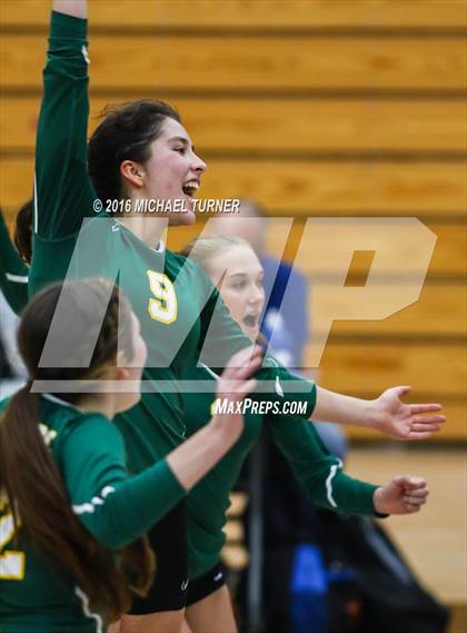 Thumbnail 2 in Paradise @ Foothill photogallery.