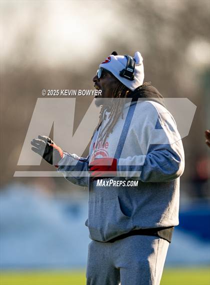 Thumbnail 3 in Shelby @ Glenville (OHSAA DIV IV Final) photogallery.