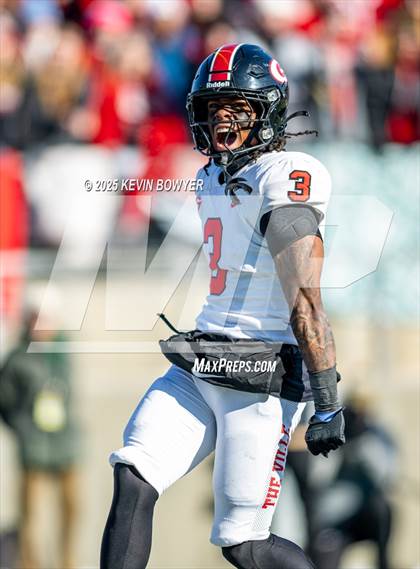 Thumbnail 1 in Shelby @ Glenville (OHSAA DIV IV Final) photogallery.