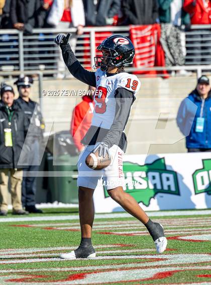 Thumbnail 3 in Shelby @ Glenville (OHSAA DIV IV Final) photogallery.
