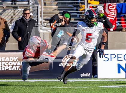 Thumbnail 1 in Shelby @ Glenville (OHSAA DIV IV Final) photogallery.