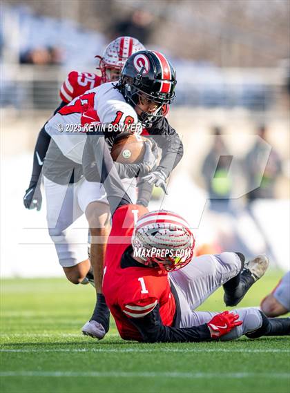 Thumbnail 1 in Shelby @ Glenville (OHSAA DIV IV Final) photogallery.