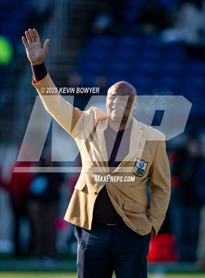 Thumbnail 1 in Shelby @ Glenville (OHSAA DIV IV Final) photogallery.