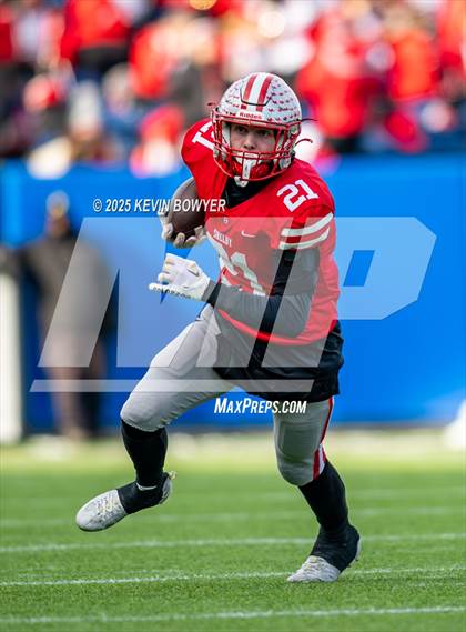 Thumbnail 2 in Shelby @ Glenville (OHSAA DIV IV Final) photogallery.