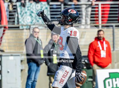 Thumbnail 1 in Shelby @ Glenville (OHSAA DIV IV Final) photogallery.