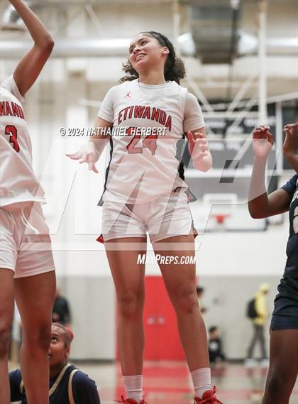 Thumbnail 3 in Los Osos @ Etiwanda photogallery.