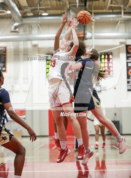 Thumbnail 1 in Los Osos @ Etiwanda photogallery.