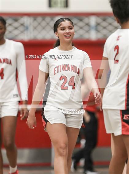 Thumbnail 3 in Los Osos @ Etiwanda photogallery.