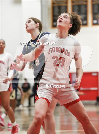 Thumbnail 3 in Los Osos @ Etiwanda photogallery.