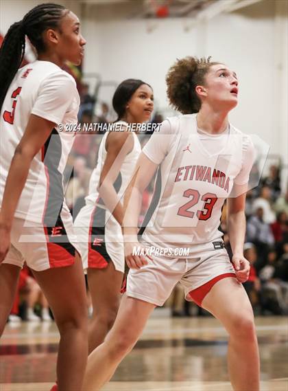 Thumbnail 1 in Los Osos @ Etiwanda photogallery.