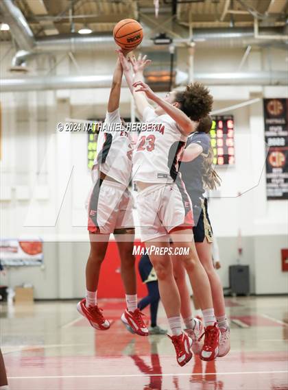 Thumbnail 3 in Los Osos @ Etiwanda photogallery.