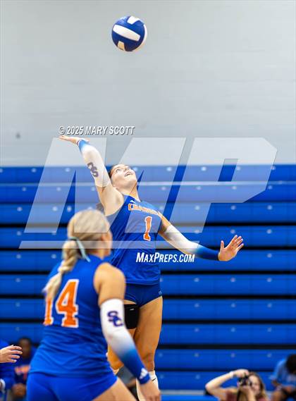 Thumbnail 3 in Hernando @ DeSoto Central photogallery.