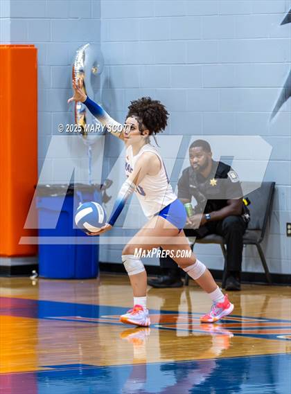 Thumbnail 3 in Hernando @ DeSoto Central photogallery.
