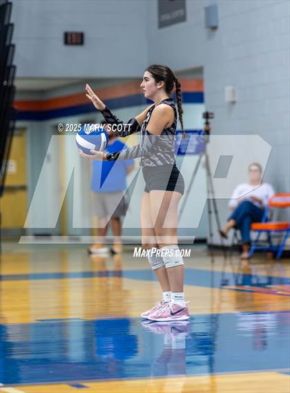 Thumbnail 2 in Hernando @ DeSoto Central photogallery.