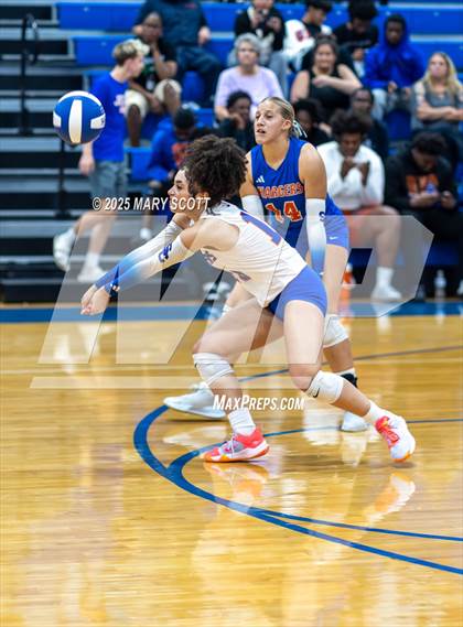 Thumbnail 3 in Hernando @ DeSoto Central photogallery.