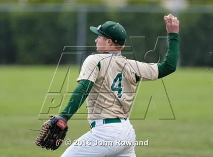 Thumbnail 1 in Fremd @ Mundelein photogallery.