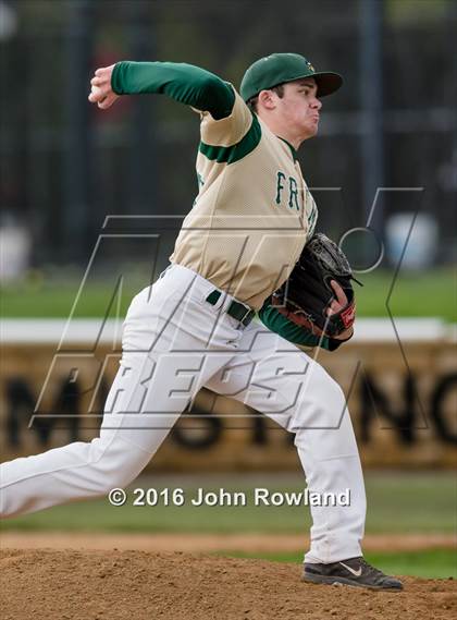 Thumbnail 3 in Fremd @ Mundelein photogallery.