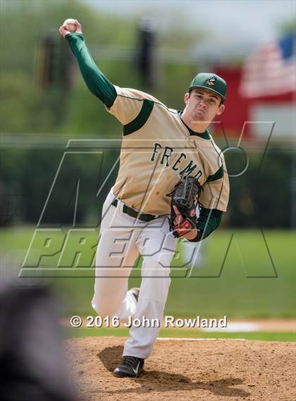 Thumbnail 1 in Fremd @ Mundelein photogallery.
