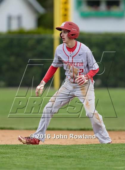 Thumbnail 2 in Fremd @ Mundelein photogallery.