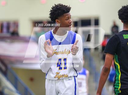 Thumbnail 2 in Frenship vs. DeSoto (Caprock Classic) photogallery.