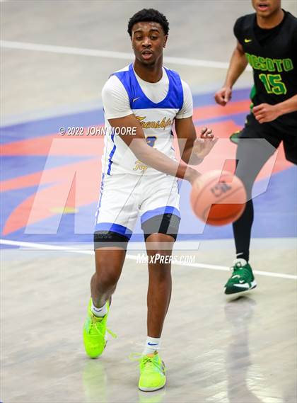 Thumbnail 3 in Frenship vs. DeSoto (Caprock Classic) photogallery.