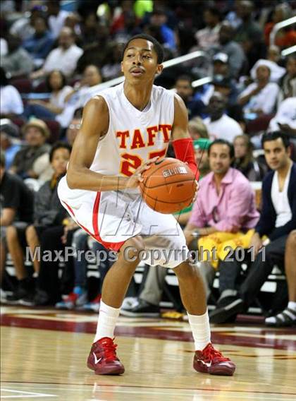 Thumbnail 1 in Taft vs. Westchester (CIF LACS Final) photogallery.