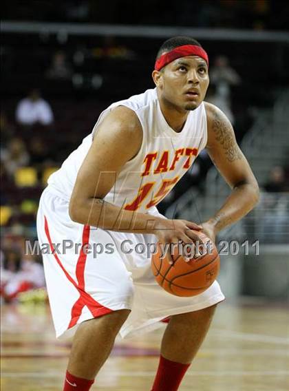 Thumbnail 1 in Taft vs. Westchester (CIF LACS Final) photogallery.