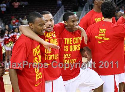 Thumbnail 2 in Taft vs. Westchester (CIF LACS Final) photogallery.