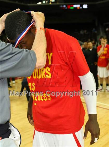 Thumbnail 2 in Taft vs. Westchester (CIF LACS Final) photogallery.