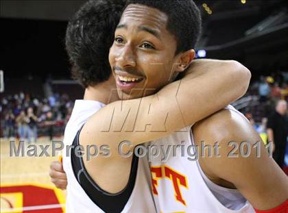 Thumbnail 1 in Taft vs. Westchester (CIF LACS Final) photogallery.