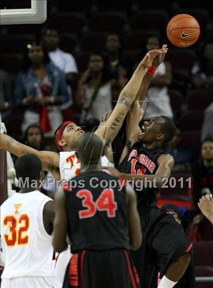 Thumbnail 2 in Taft vs. Westchester (CIF LACS Final) photogallery.