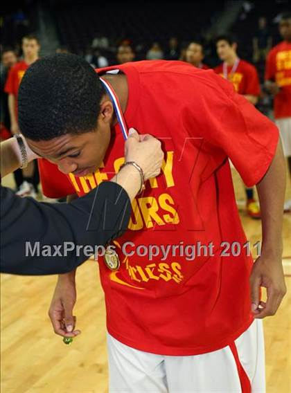 Thumbnail 3 in Taft vs. Westchester (CIF LACS Final) photogallery.