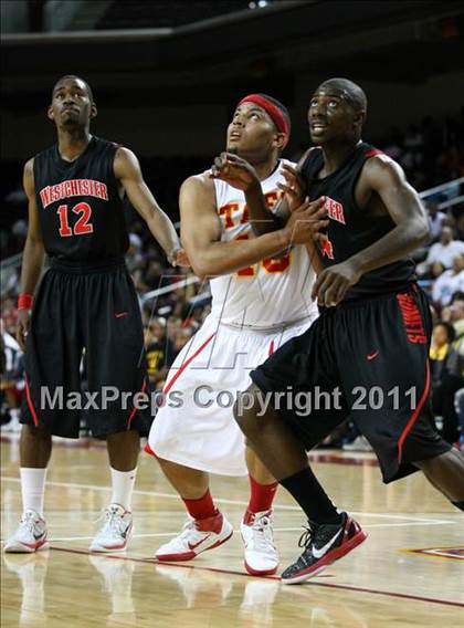 Thumbnail 1 in Taft vs. Westchester (CIF LACS Final) photogallery.