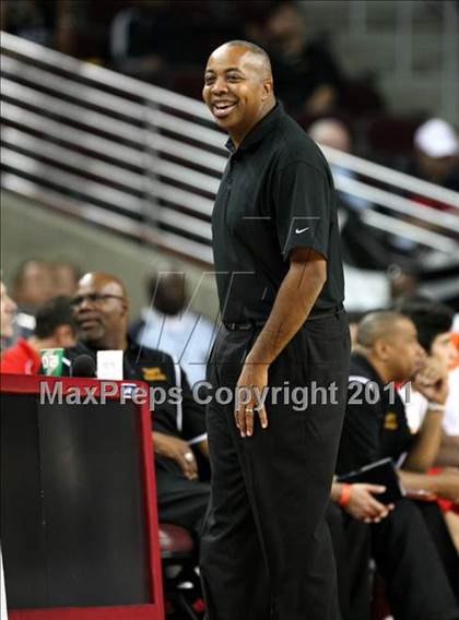 Thumbnail 2 in Taft vs. Westchester (CIF LACS Final) photogallery.
