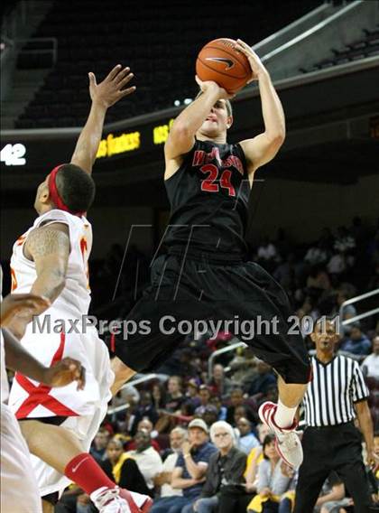 Thumbnail 1 in Taft vs. Westchester (CIF LACS Final) photogallery.