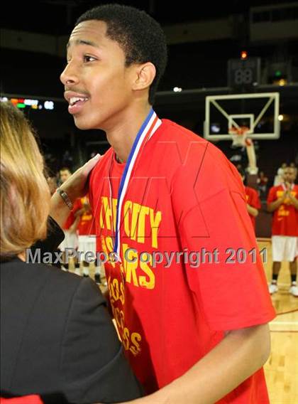 Thumbnail 3 in Taft vs. Westchester (CIF LACS Final) photogallery.