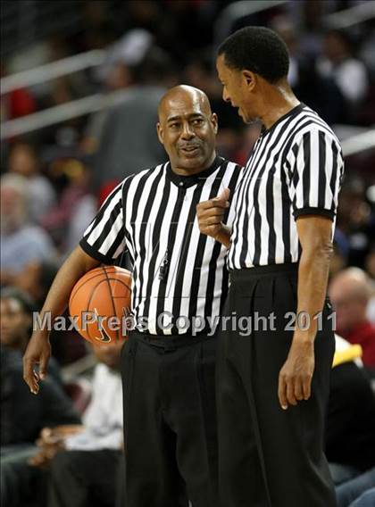 Thumbnail 1 in Taft vs. Westchester (CIF LACS Final) photogallery.