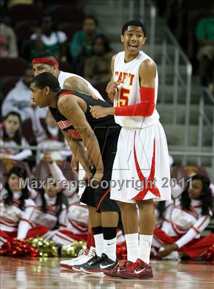 Thumbnail 2 in Taft vs. Westchester (CIF LACS Final) photogallery.