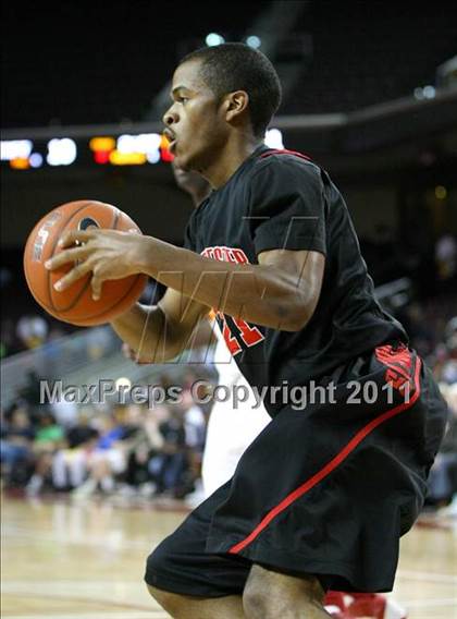 Thumbnail 1 in Taft vs. Westchester (CIF LACS Final) photogallery.