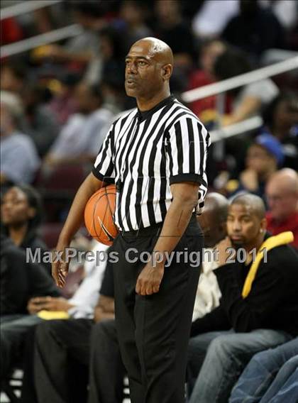 Thumbnail 1 in Taft vs. Westchester (CIF LACS Final) photogallery.