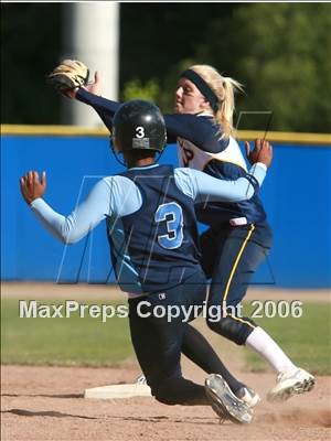Thumbnail 2 in Notre Dame-Salinas vs Valley Christian (D3 Section Final) photogallery.