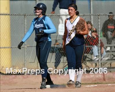 Thumbnail 2 in Notre Dame-Salinas vs Valley Christian (D3 Section Final) photogallery.