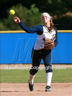 Thumbnail 2 in Notre Dame-Salinas vs Valley Christian (D3 Section Final) photogallery.